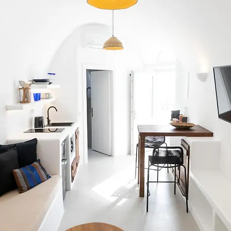 Delta Apartment Oia (Santorini)