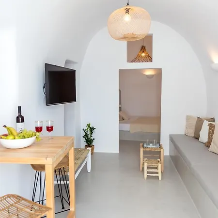 Delta Apartment *