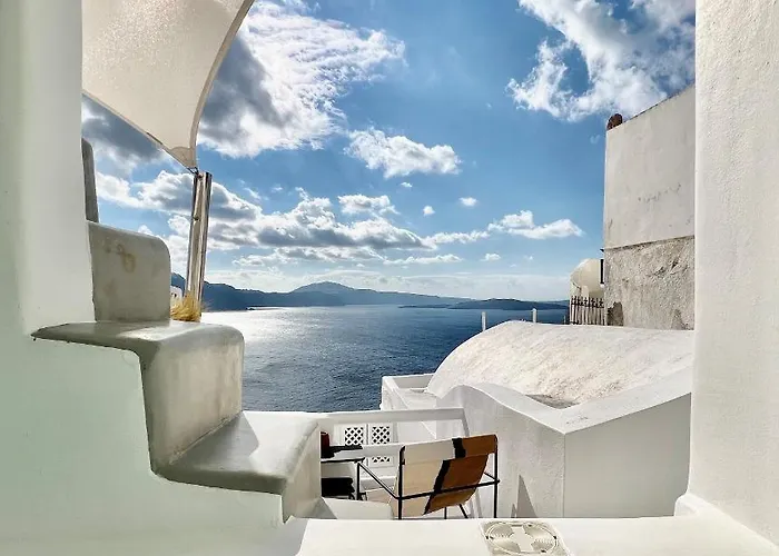 Delta * Oia (Santorini)