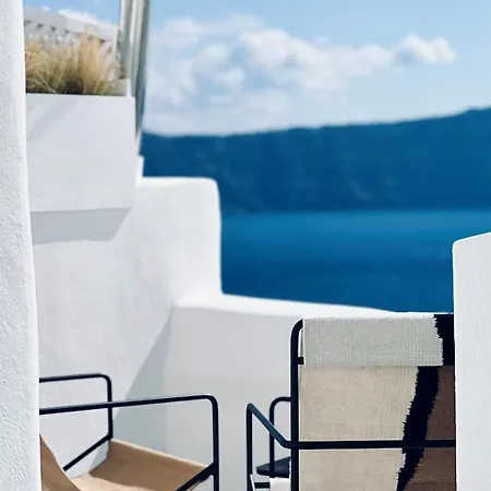 Delta * Oia (Santorini)