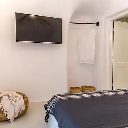 Delta Apartment *